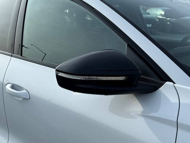 2025 Audi SQ6 e-tron quattro Prestige