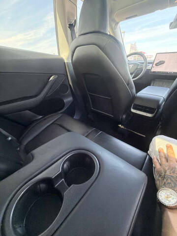 2025 Tesla Model Y Long Range