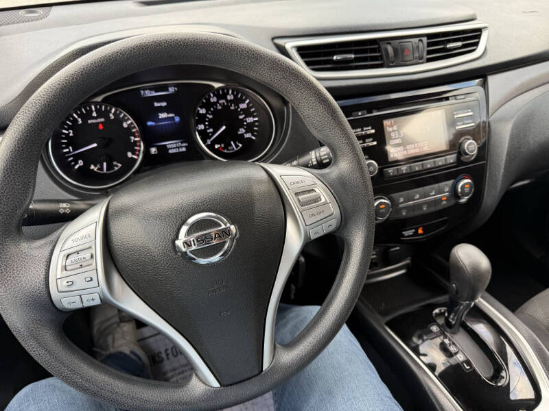 2016 Nissan Rogue S