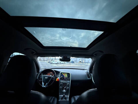 2015 Volvo XC60 T5 Premier