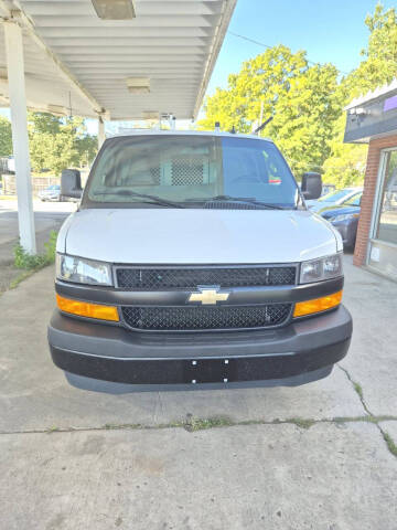 2021 Chevrolet Express 2500