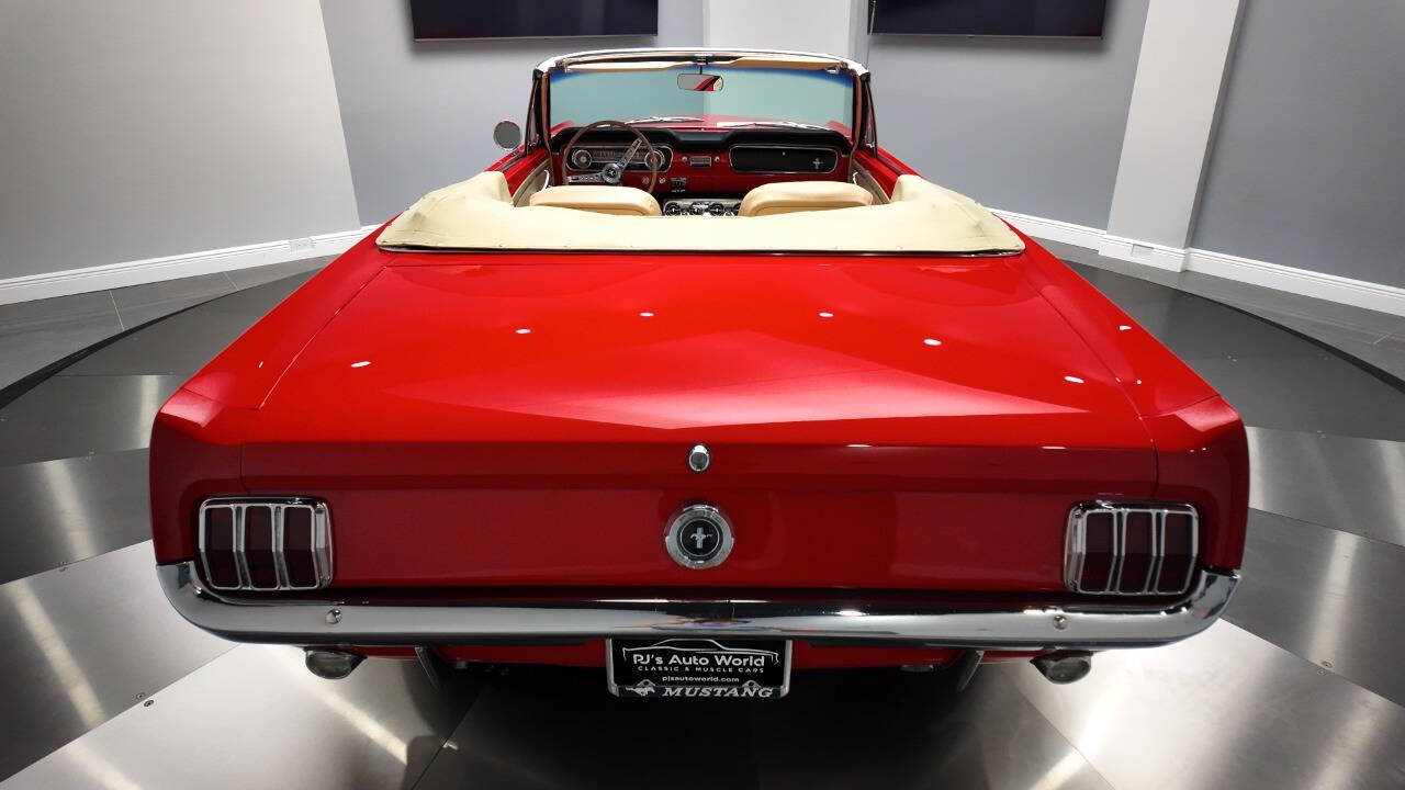 1965 Ford Mustang 21