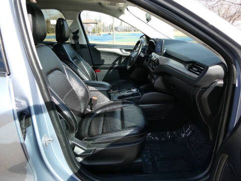 2022 Ford Escape SEL