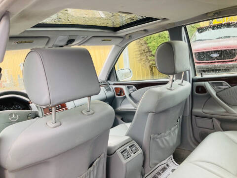 2001 Mercedes-Benz E-Class E 320