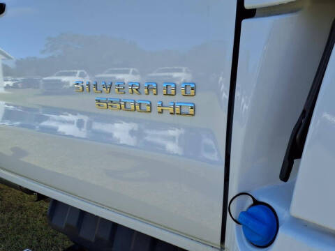 2024 Chevrolet Silverado MD