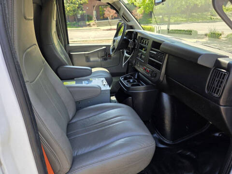 2016 Chevrolet Express 2500