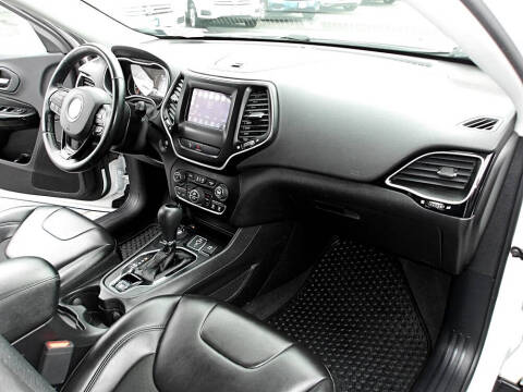 2019 Jeep Cherokee Altitude