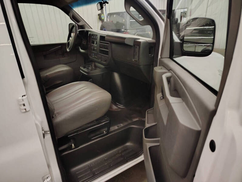 2019 Chevrolet Express 2500