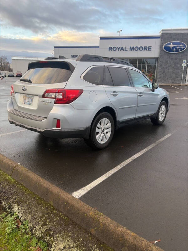 2017 Subaru Outback 2.5i Premium