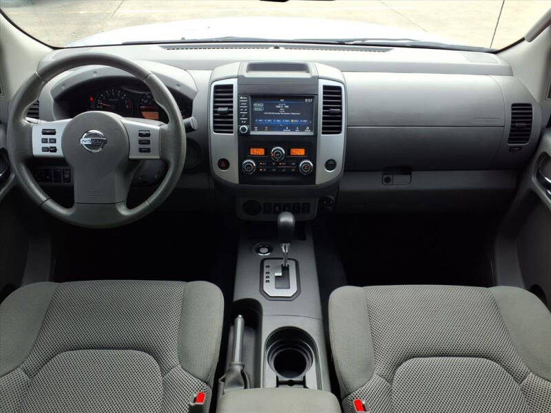 2021 Nissan Frontier SV