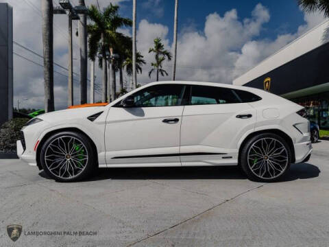 2025 Lamborghini Urus SE