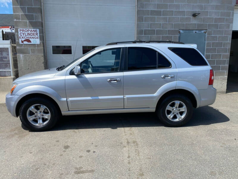 2007 Kia Sorento for sale at Pafumi Auto Sales in Indian Orchard MA