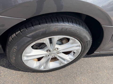 2015 Ford Taurus SEL