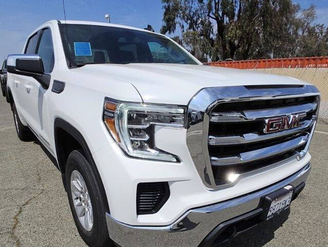 Used 2022 GMC Sierra 1500 Limited SLE with VIN 3GTP9BEK0NG153412 for sale in Bloomington, IL