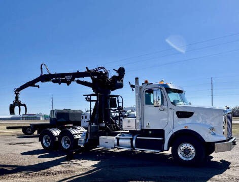 2017 Freightliner 122SD