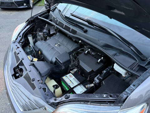 2013 Toyota Sienna XLE 7-Passenger