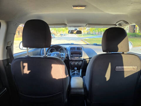 2014 Mitsubishi Outlander Sport ES