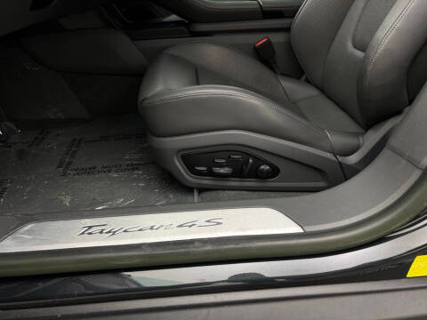 2022 Porsche Taycan 4S