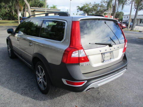 2012 Volvo XC70 T6 Premier Plus