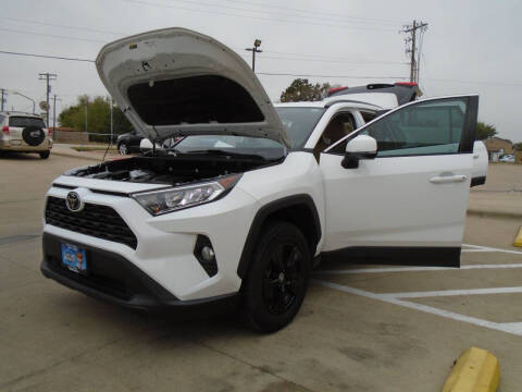 2021 Toyota RAV4 XLE