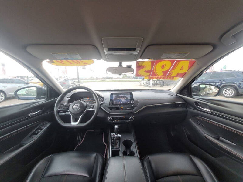 2019 Nissan Altima 2.5 SR