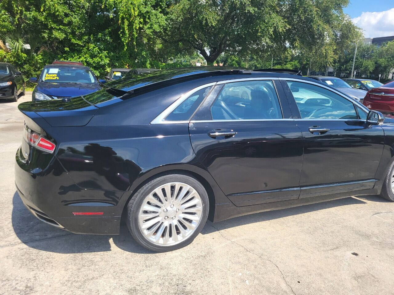 2016 Lincoln MKZ for sale at FAMILY AUTO BROKERS in Longwood, FL