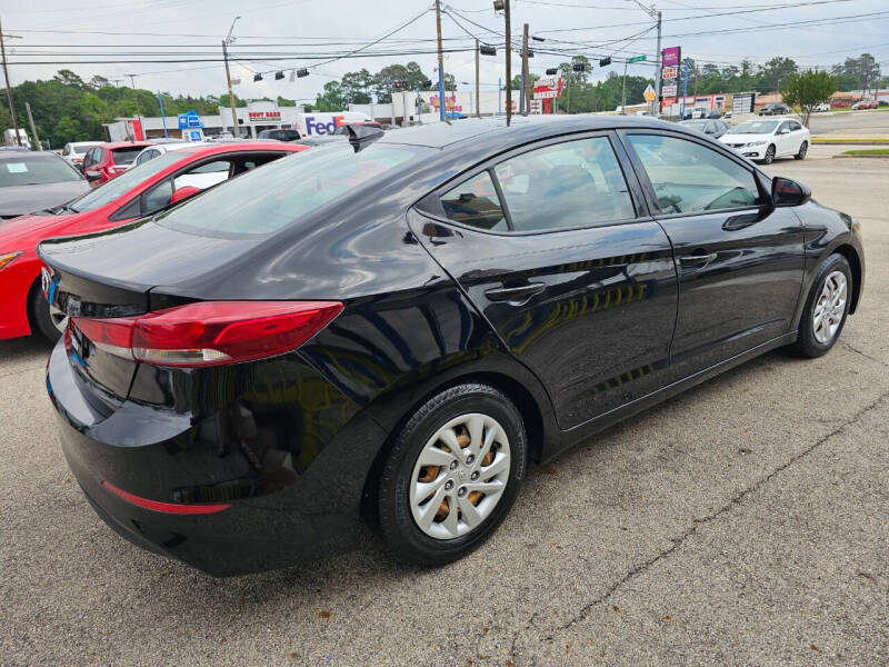 2018 Hyundai Elantra SE photo 12