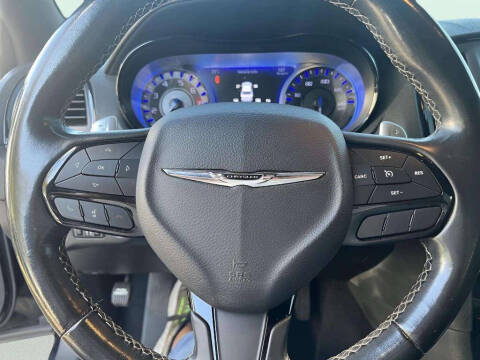 2019 Chrysler 300 S