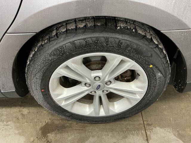 2014 Ford Taurus SEL