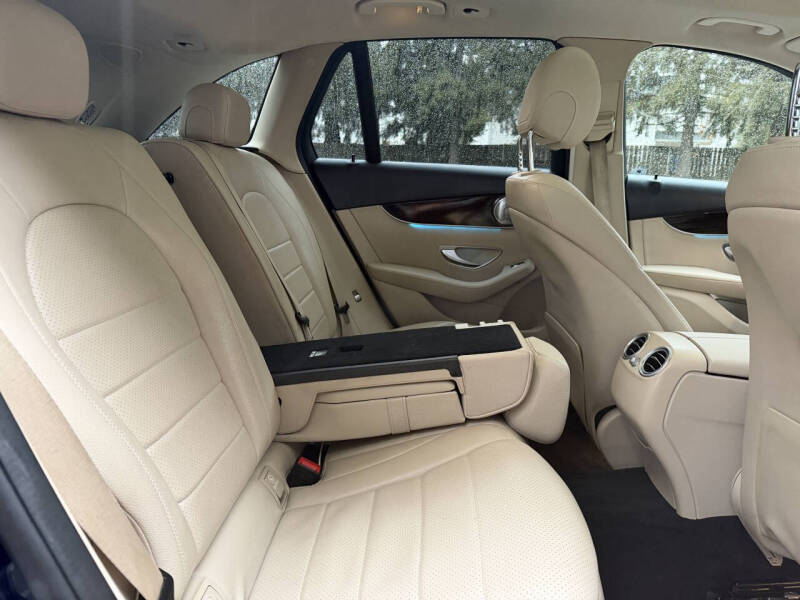 2017 Mercedes-Benz GLC GLC 300 4MATIC