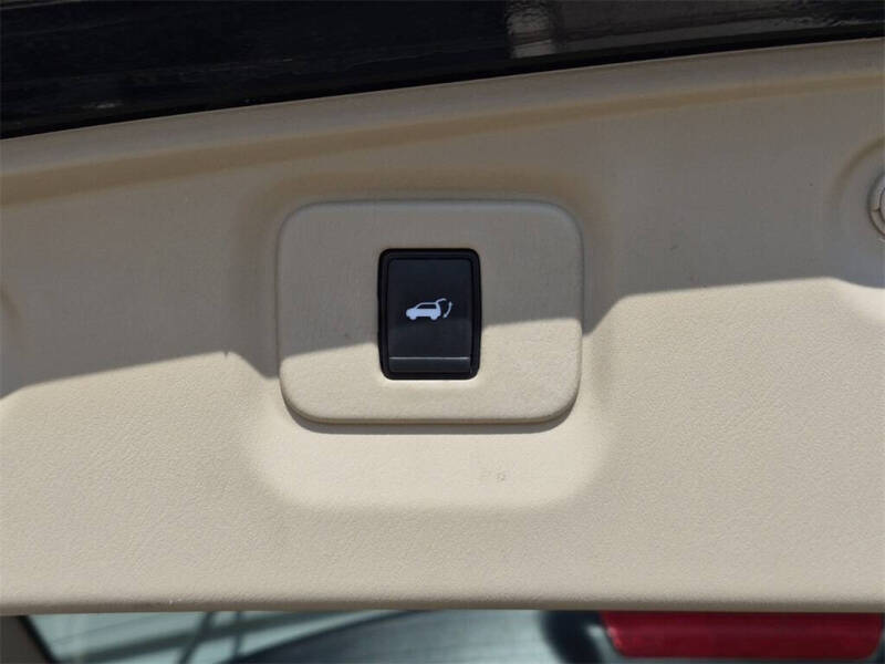 2017 Nissan Pathfinder Platinum