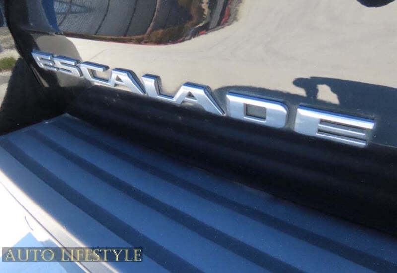 2017 Cadillac Escalade Luxury