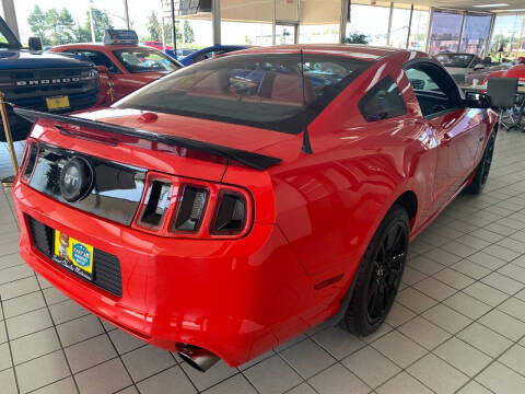 2014 Ford Mustang GT Premium