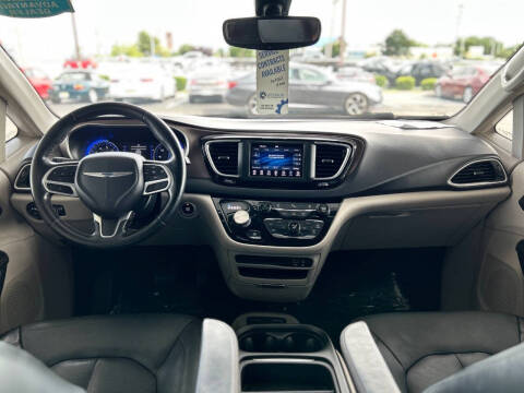 2019 Chrysler Pacifica Touring L