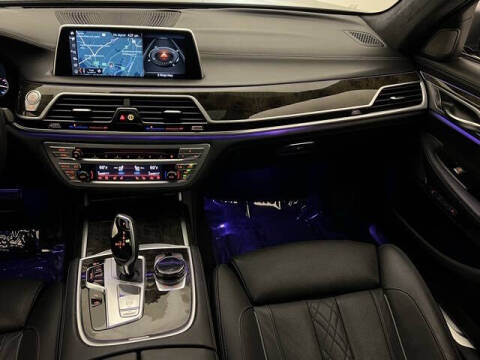 2018 BMW 7 Series 750i