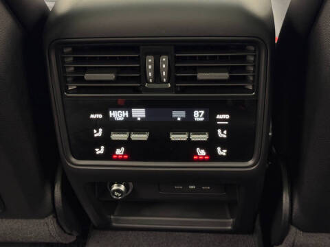 2025 Porsche Cayenne S