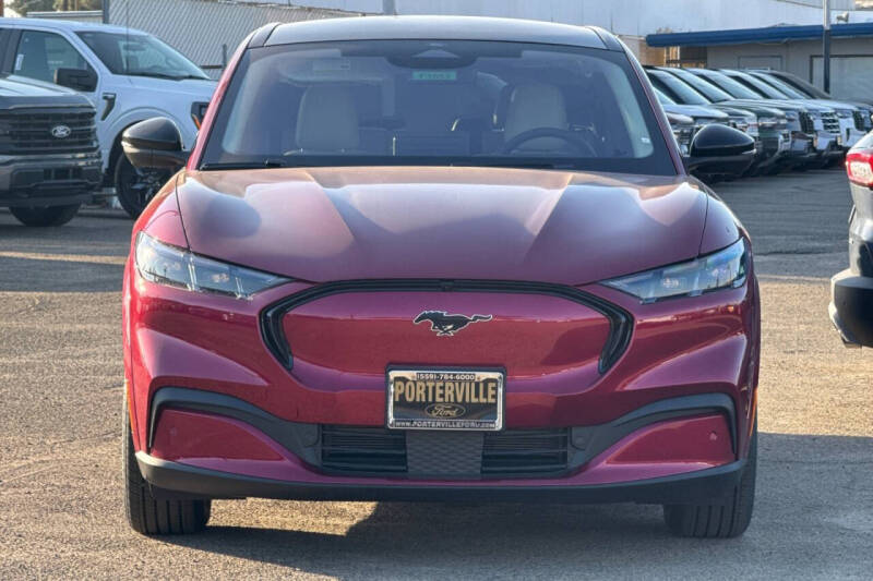 2025 Ford Mustang Mach-E Premium