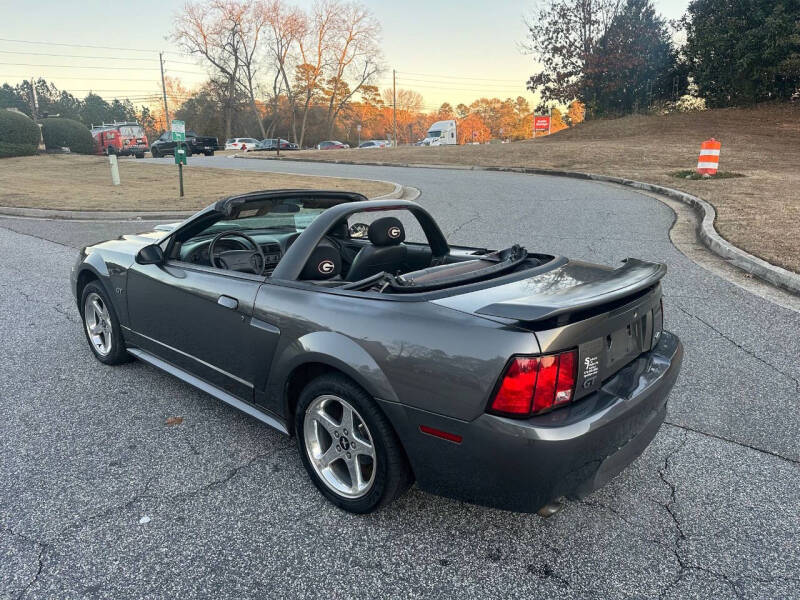 2003 Ford Mustang GT Deluxe