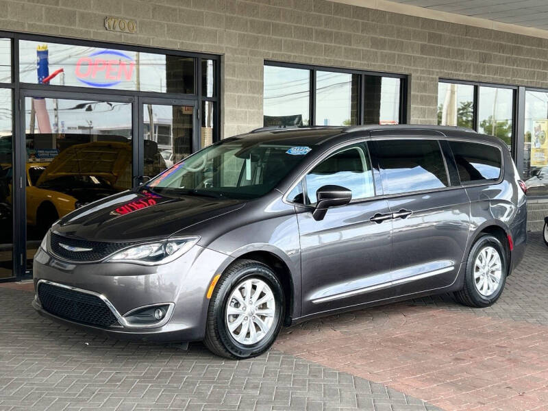 2019 Chrysler Pacifica Touring L