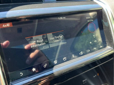 2020 Land Rover Discovery Sport P250 Standard