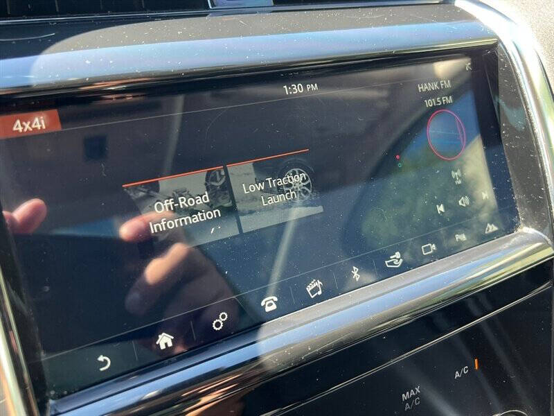 2020 Land Rover Discovery Sport P250 Standard