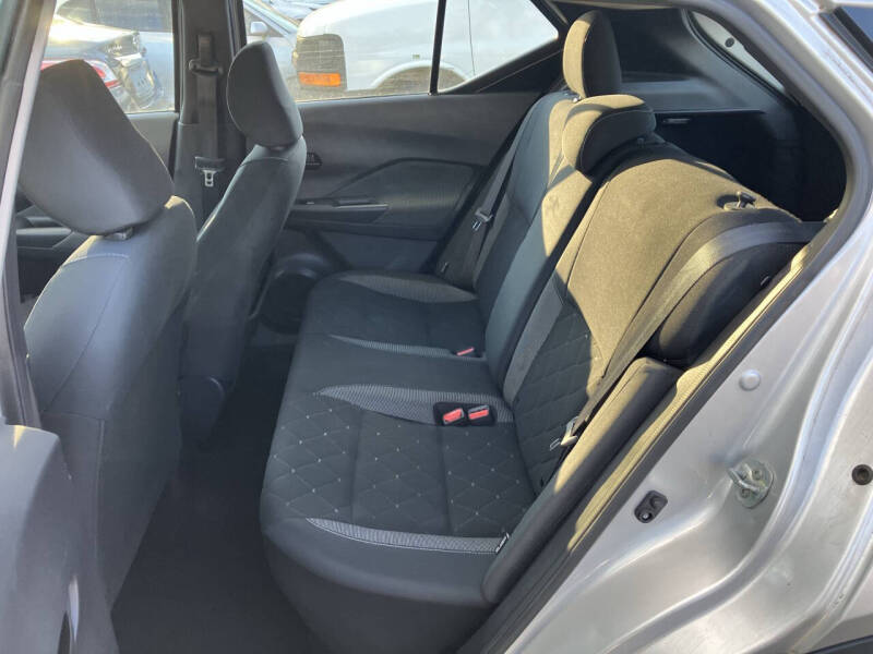 2020 Nissan Kicks S