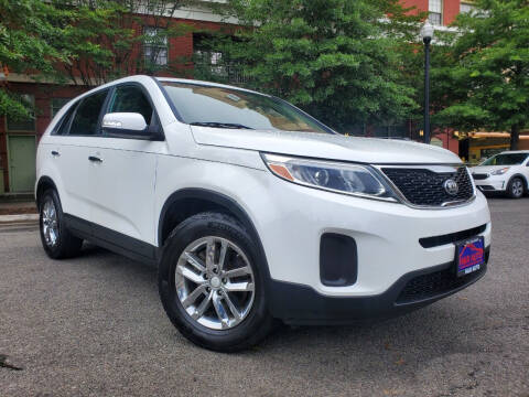 2015 Kia Sorento for sale at H & R Auto in Arlington VA