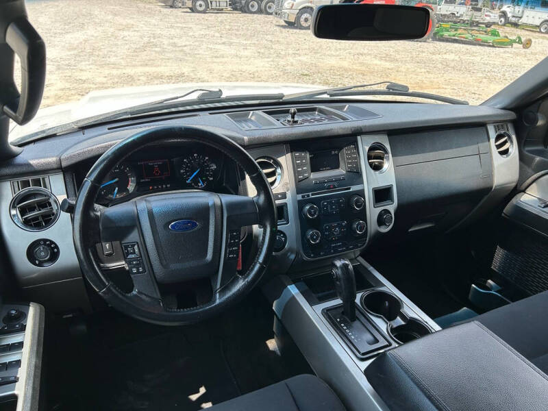 2016 Ford Expedition EL XLT