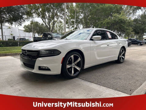 2017 Dodge Charger for sale at University Mitsubishi in Davie FL