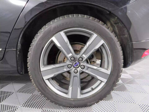 2017 Volvo XC60 T6 Dynamic