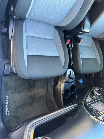 2019 Toyota Prius c L