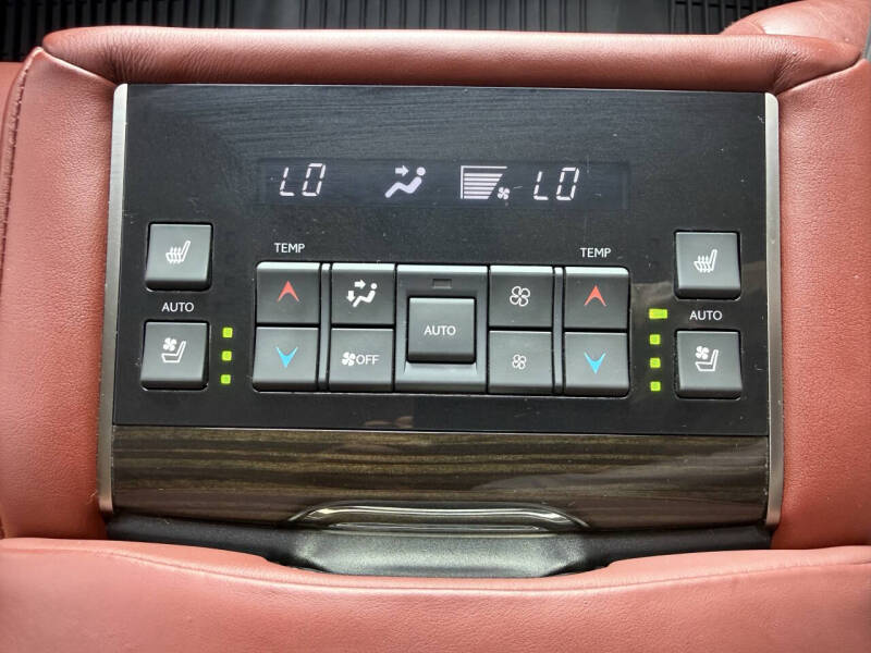 2017 Lexus LX 570