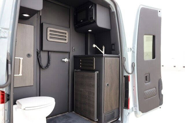 2022 Mercedes-Benz Sprinter 2500