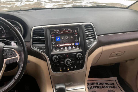 2017 Jeep Grand Cherokee Laredo